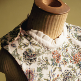 CONSEILS - Quelle taille pour un bavoir bébé ?