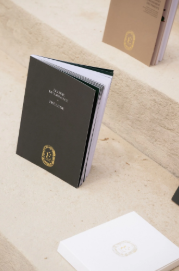 CONSEILS - Comment choisir un livre de naissance pour son bébé ?