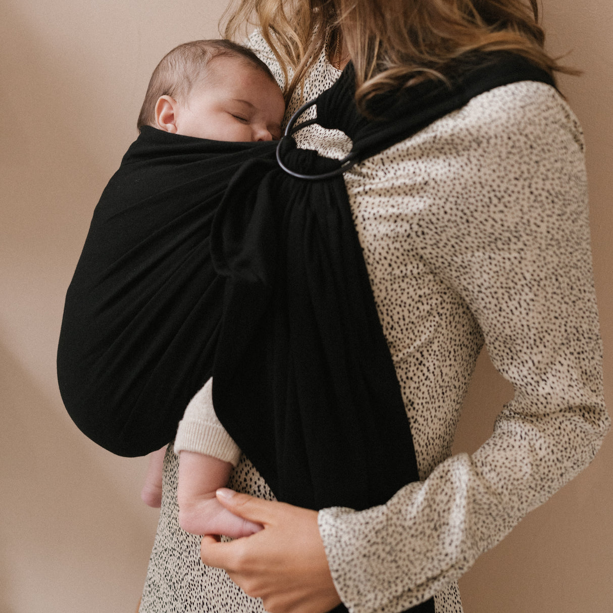 Sling Black baby carrier